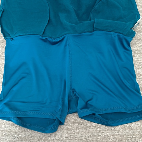 Eddie Bauer soft French Terry skort. Size Large NWT. - Picture 7 of 10